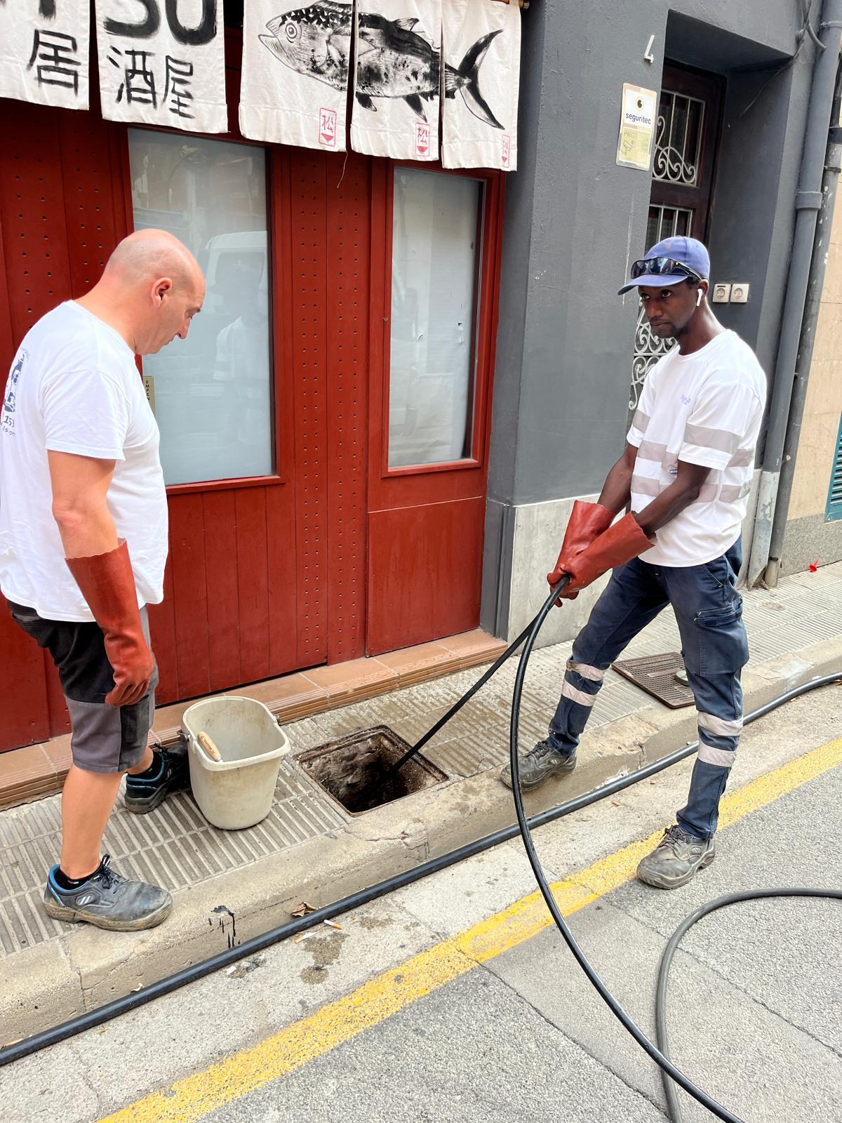 Servicio de desatascos en Sant Feliu de Guíxols y alrededores, limpieza de arquetas en la vía pública
